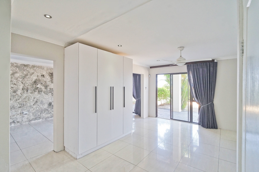 4 Bedroom Property for Sale in Winterstrand Eastern Cape